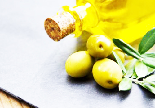 橄榄油进行护肤