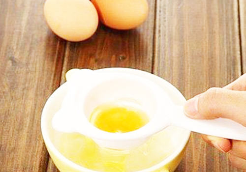 蜂蜜鸡蛋面膜怎么做法